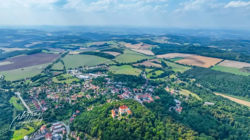 Prodej rodinného domu, Vysoký Chlumec, 212 m2