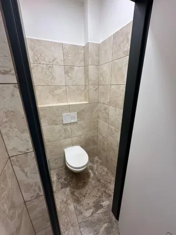 Pronájem kanceláře, Praha - Holešovice, Přístavní, 100 m2