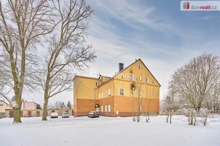 Prodej bytu 3+1, Karlovy Vary - Stará Role, Holečkova, 87 m2