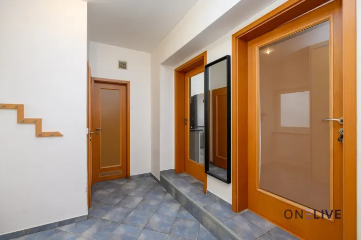 Pronájem bytu 3+1, Praha - Holešovice, Jateční, 89 m2