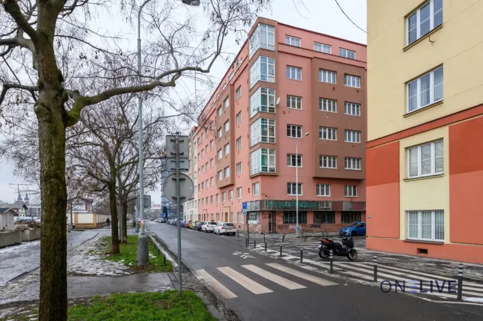 Pronájem bytu 3+1, Praha - Holešovice, Jateční, 89 m2