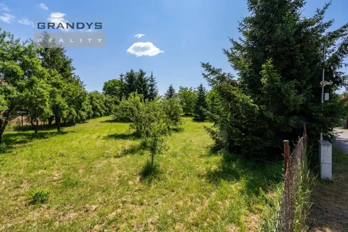 Prodej pozemku pro bydlení, 925 m2