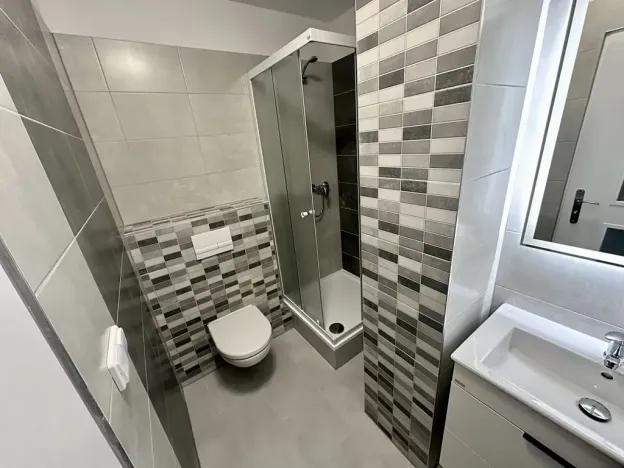 Pronájem bytu 1+kk, Jablonec nad Nisou, Hřbitovní, 28 m2