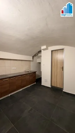 Pronájem bytu 3+1, Plzeň, Husova, 105 m2