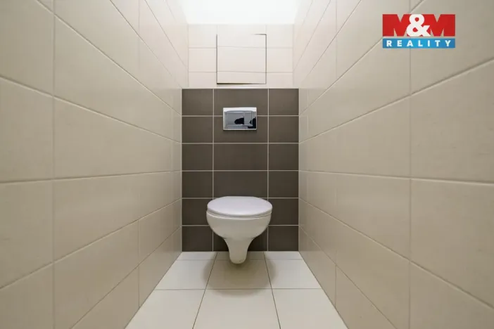 Pronájem bytu 3+kk, Cheb, Dukelská, 90 m2