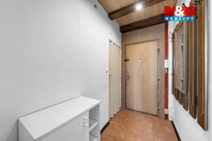 Prodej bytu 1+1, Ústí nad Labem - Severní Terasa, Glennova, 36 m2