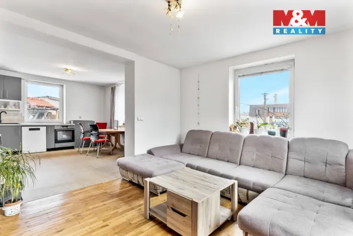 Prodej rodinného domu, Chomutice, 132 m2