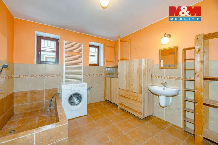 Prodej rodinného domu, Deštné v Orlických horách, 400 m2