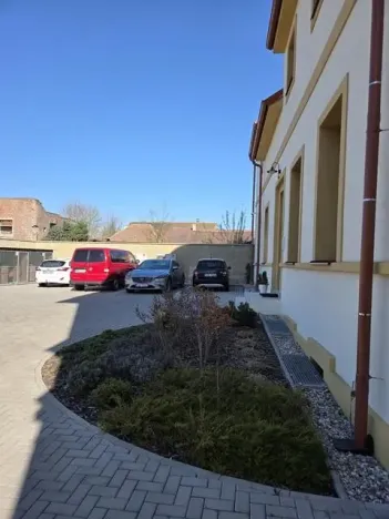 Prodej bytu 3+kk, Stěžery, Zámecká, 64 m2