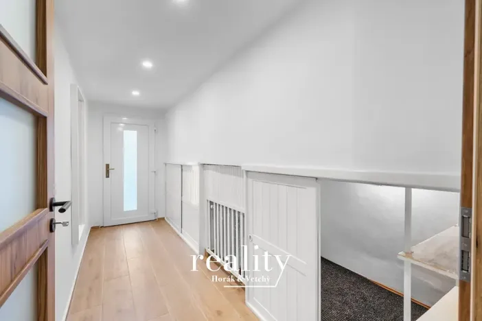 Pronájem rodinného domu, Dobšice, Horní, 220 m2