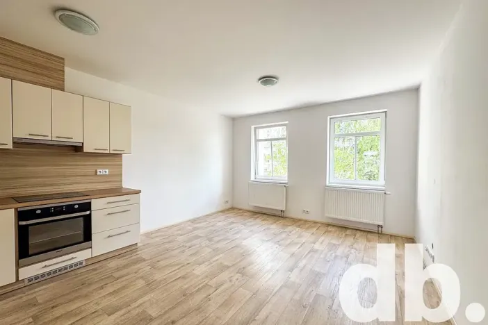 Pronájem bytu 2+kk, Karlovy Vary, Na Rolavě, 43 m2