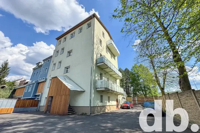 Pronájem bytu 2+kk, Karlovy Vary, Na Rolavě, 43 m2