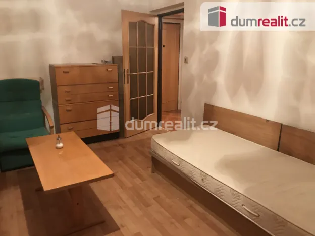 Pronájem bytu 1+kk, Praha, Na Petřinách, 15 m2