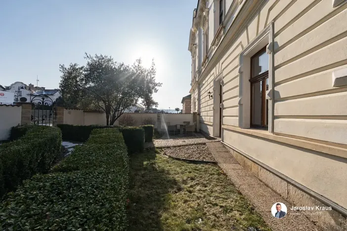 Prodej vícegeneračního domu, Lázně Bělohrad, Lázeňská, 529 m2