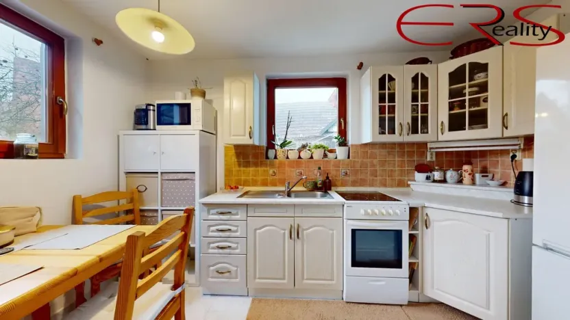 Prodej rodinného domu, Křinec, Dr. Chmelaře, 80 m2