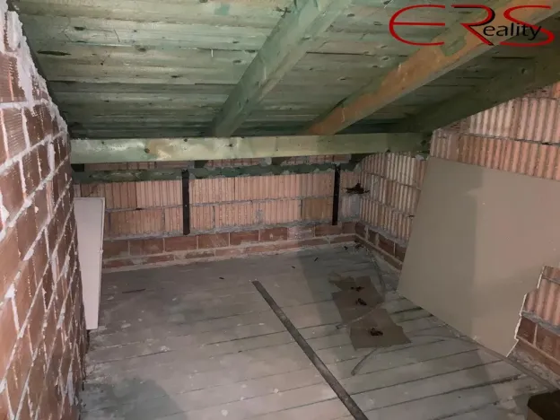 Prodej rodinného domu, Křinec, Dr. Chmelaře, 80 m2