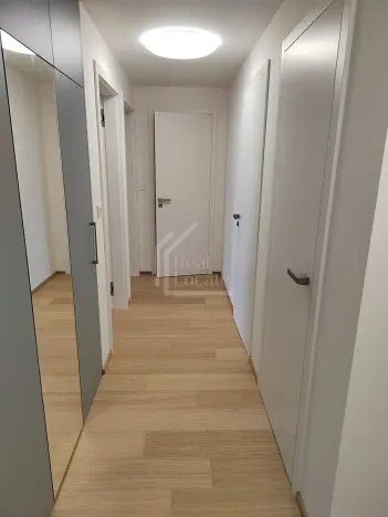 Prodej bytu 3+kk, Praha - Hrdlořezy, V třešňovce, 82 m2