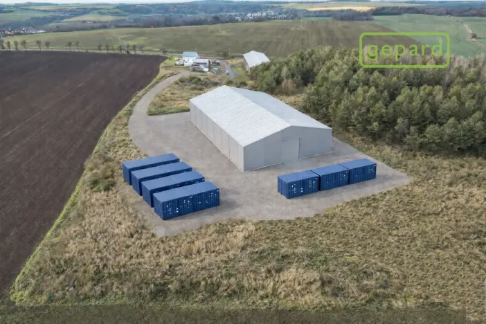 Pronájem komerčního pozemku, Větrušice, Severní, 8000 m2