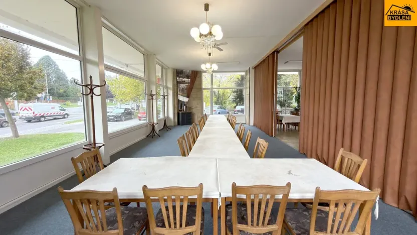 Prodej restaurace, Olomouc - Neředín, 730 m2
