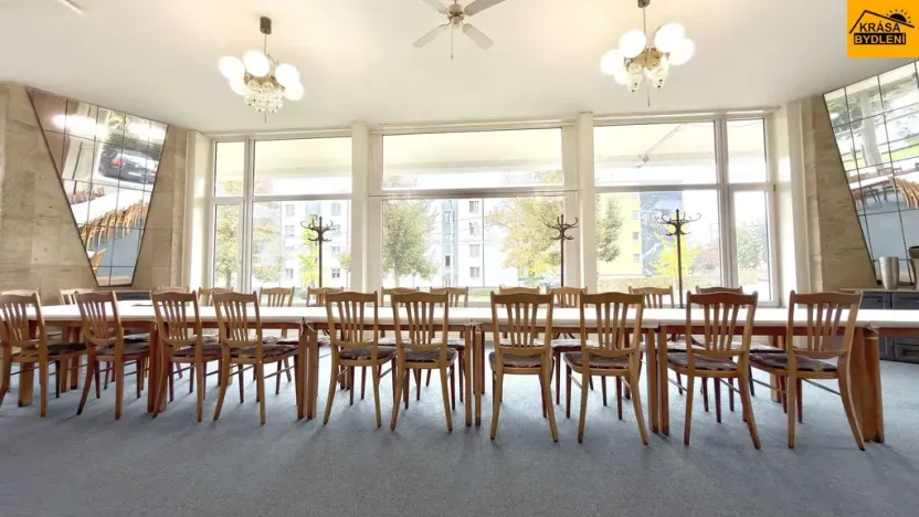 Prodej restaurace, Olomouc - Neředín, 730 m2