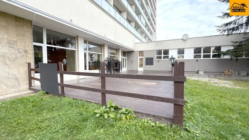 Prodej restaurace, Olomouc - Neředín, 730 m2