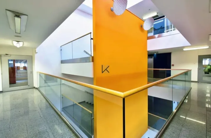 Pronájem kanceláře, Praha - Štěrboholy, Nákupní, 674 m2