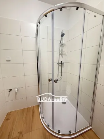 Pronájem bytu 1+kk, Otrokovice, tř. Osvobození, 32 m2