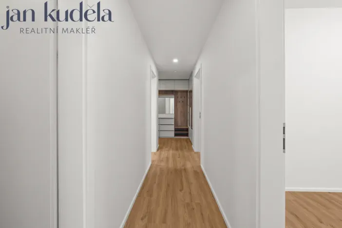 Pronájem bytu 3+kk, Brno, Komárovská, 75 m2