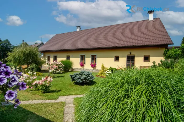 Prodej rodinného domu, Kozlovice, 283 m2