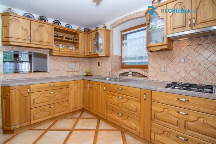 Prodej rodinného domu, Kozlovice, 283 m2