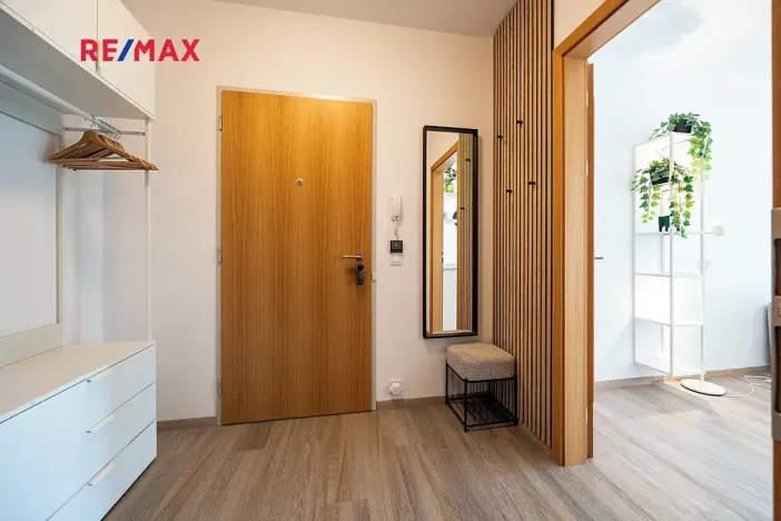 Prodej bytu 1+kk, Abertamy, Vítězná, 41 m2