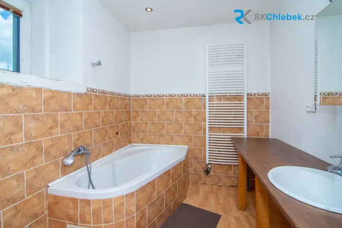 Prodej rodinného domu, Lomnice - Tylov, 180 m2