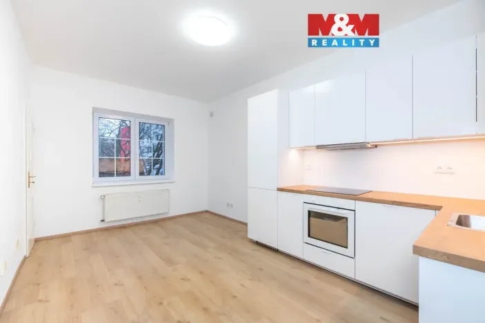 Pronájem bytu 2+1, Praha - Strašnice, Kolovratská, 60 m2