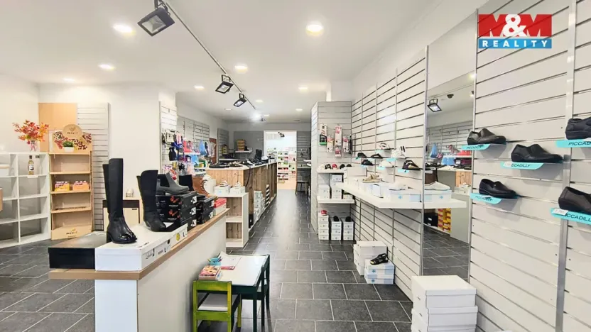 Pronájem obchodního prostoru, Slaný, Husova, 88 m2