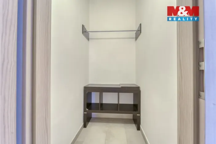 Pronájem bytu 1+1, Plzeň, V Šipce, 57 m2