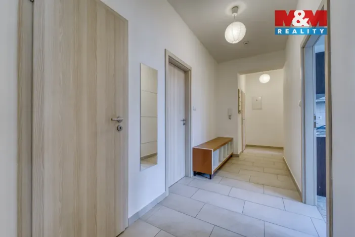 Pronájem bytu 1+1, Plzeň, V Šipce, 57 m2