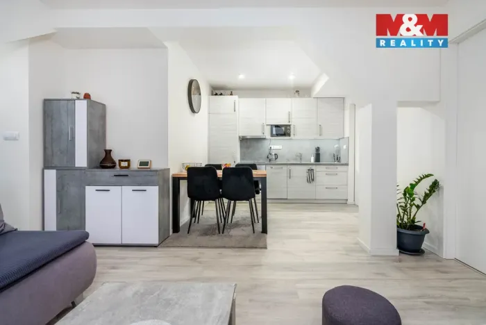 Prodej bytu 2+kk, Mratín, Kostelecká, 51 m2