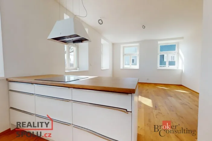 Prodej bytu 3+kk, Liberec - Liberec II-Nové Město, Na Ladech, 93 m2