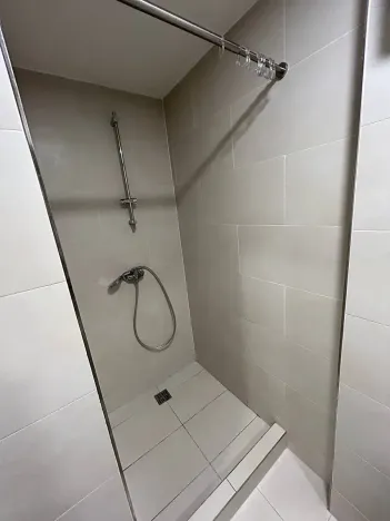 Pronájem bytu 1+kk, Praha - Vysočany, Poděbradská, 30 m2