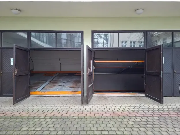 Pronájem garáže, Praha - Nové Město, Štěpánská, 15 m2