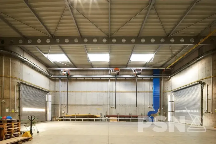 Pronájem skladu, Brno, Plynárenská, 3370 m2