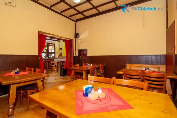 Prodej restaurace, Daskabát, 950 m2