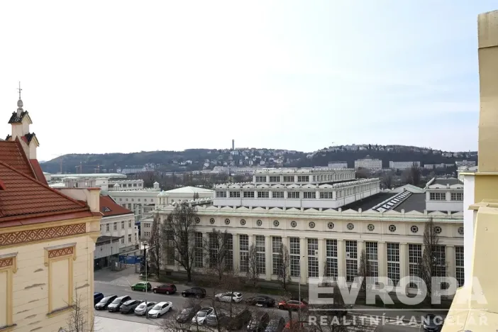 Pronájem bytu 2+kk, Praha - Podolí, Nedvědovo náměstí, 105 m2