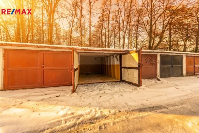 Prodej garáže, Žďár nad Sázavou - Žďár nad Sázavou 1, Smíchov, 18 m2