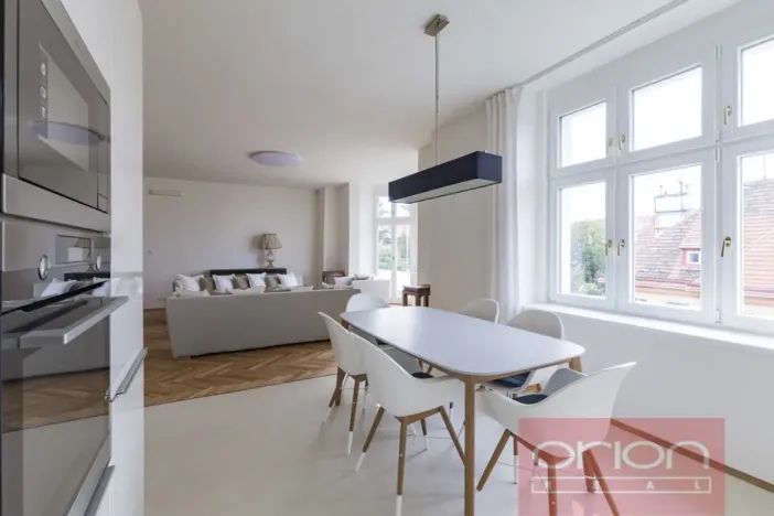 Pronájem bytu 4+1, Praha - Vinohrady, Hradešínská, 120 m2