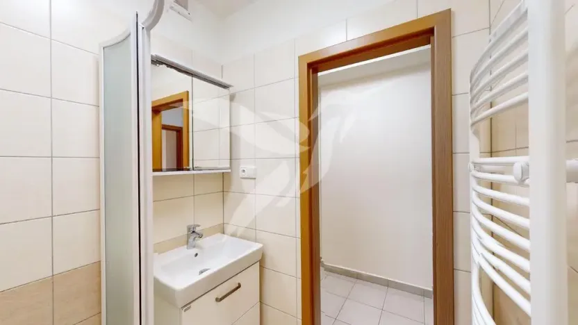 Pronájem bytu 2+1, Hrádek, 1. Máje, 50 m2