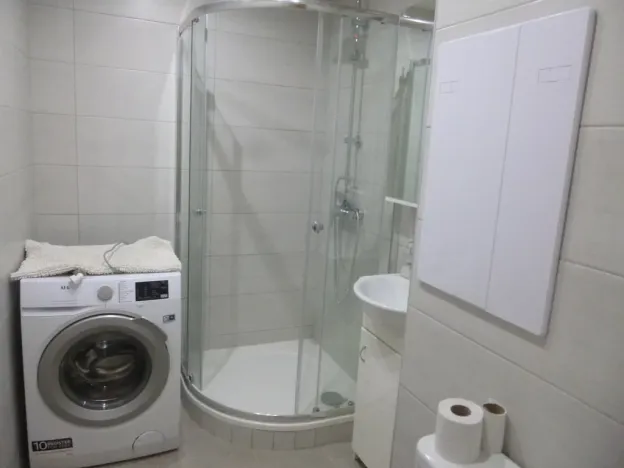 Pronájem bytu 2+1, Děčín - Děčín VI-Letná, Školní, 50 m2