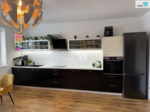 Prodej bytu 4+kk, Dolní Břežany - Lhota, K Břežanům, 87 m2