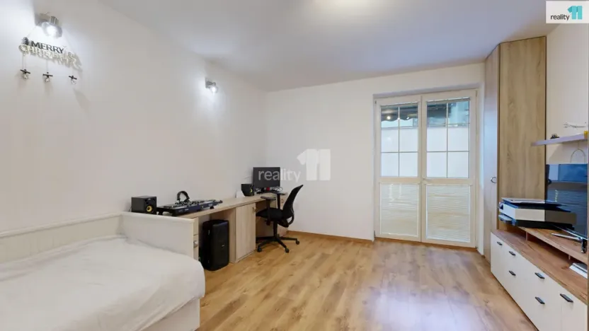 Prodej bytu 4+kk, Dolní Břežany - Lhota, K Břežanům, 87 m2