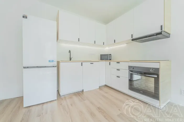 Pronájem bytu 3+kk, Kladno, Bělehradská, 53 m2